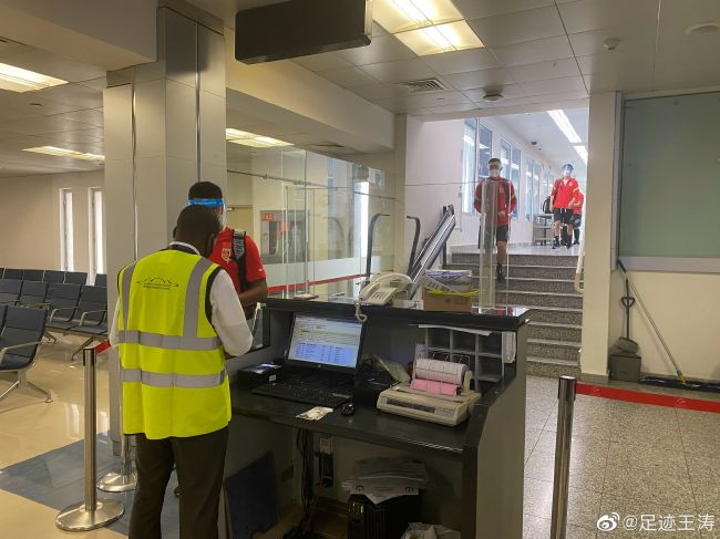 姑娘的美貌母亲